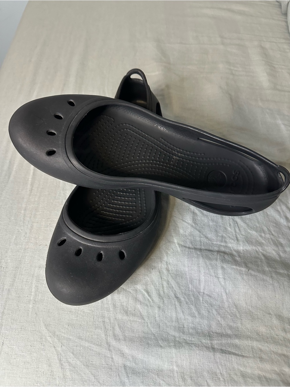 Black Crocs Slip Resistant Kadee Balet Flat With Ventilation Cutouts Size 11